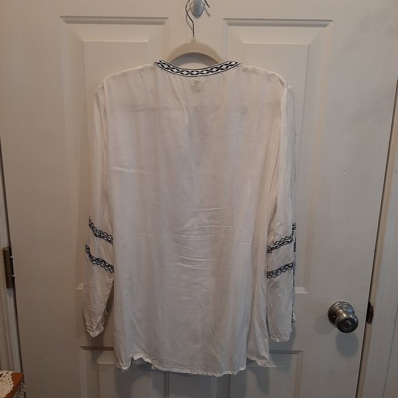 Women's Notch Neck Boho Blouse; Semi-sheer, flowy; Versatile neutral colors - Picture 2 of 7